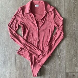 NWOT Aritzia - Wilfred bodysuit in size S